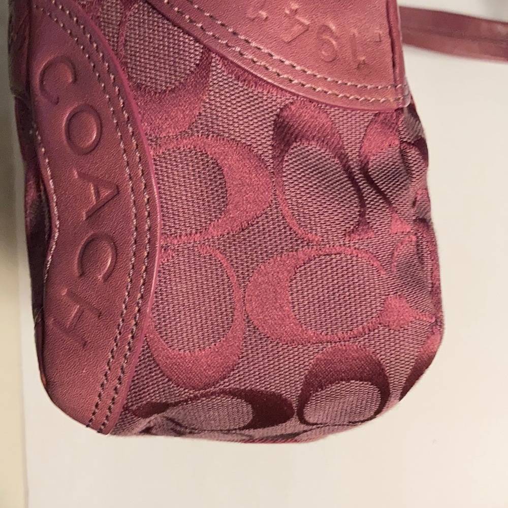 Coach purple/burgundy leather and fabric bag - Picture 10 of 16